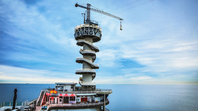 Pier van Scheveningen gefilmd met DJI Mavic Pro drone